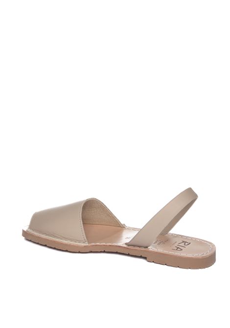 Beige flat sandal RIA MENORCA | 20002VELVET-PLAYA